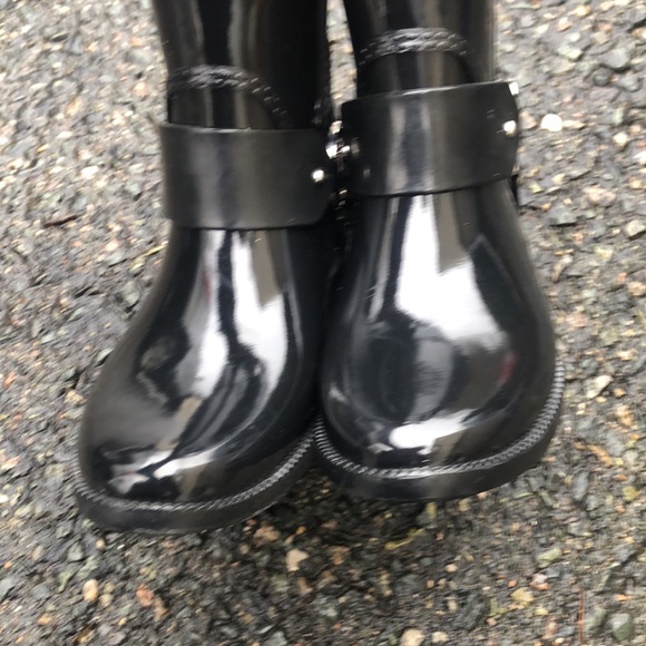 Michael Kors Fulton Harness Rain Boots Size 6 - Picture 8 of 11